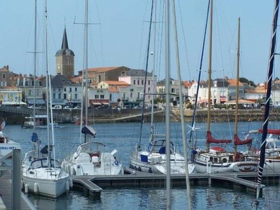 Maison De Pecheur Renovee Avec Cour Proche Du Port Les Sables-dʼOlonne Buitenkant foto